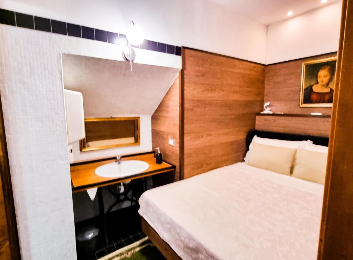 Loft Sant' Efisio Apartment Cagliari Bagian luar foto