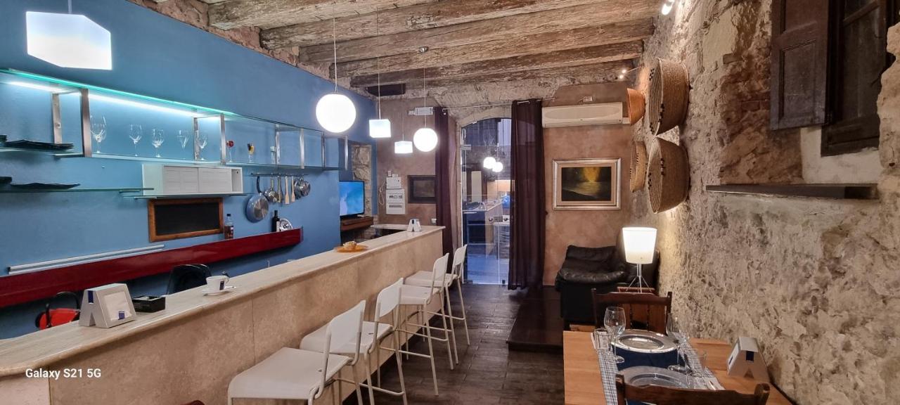Loft Sant' Efisio Apartment Cagliari Bagian luar foto